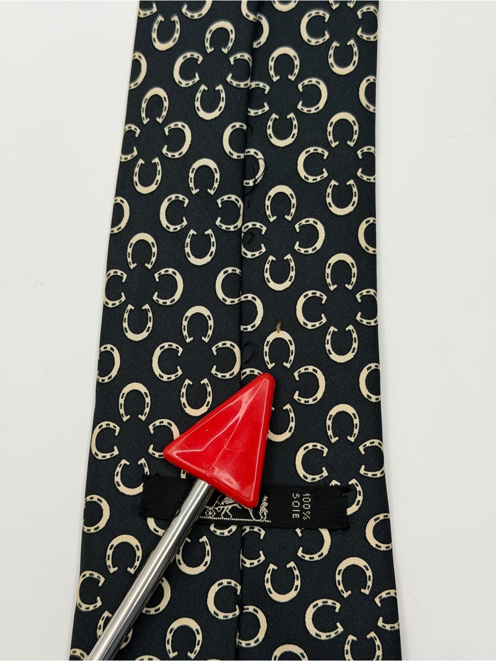 Hermès Paris Men’s Deep Charcoal Gray Horseshoe 100% Silk Tie France Vintage - Picture 14 of 16
